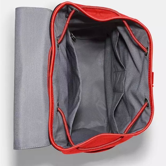 Coach Track Backpack In Signature
Canvas in rare color - Picture 5 of 6